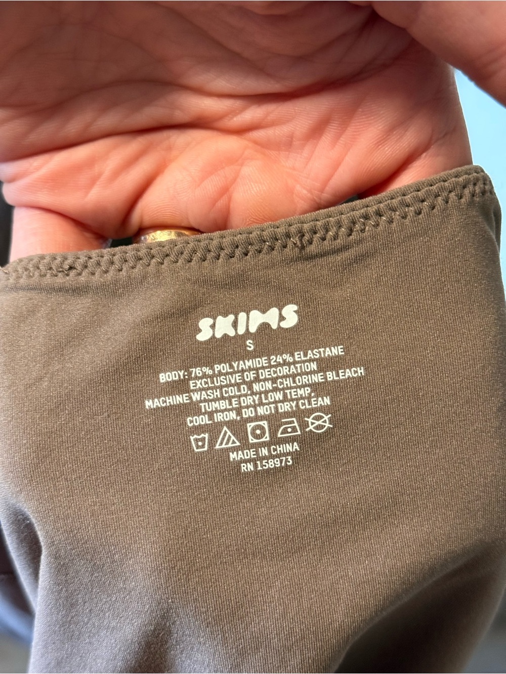 SKIMS Fits Everybody cami Bodysuit in Mauve Brown - Picture 5 of 5